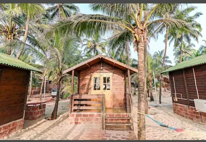 Konkan Breeze Sea Beach Resort-Wooden Homes by the Sea - Image 3