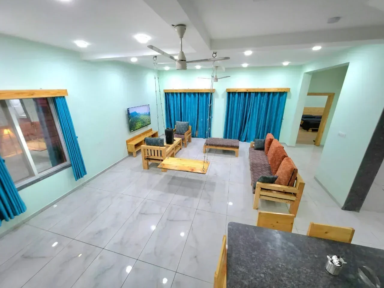 π₯ Mango Villa 7 β Luxurious 4BHK Getaway in Lonavala π₯ - Image 3