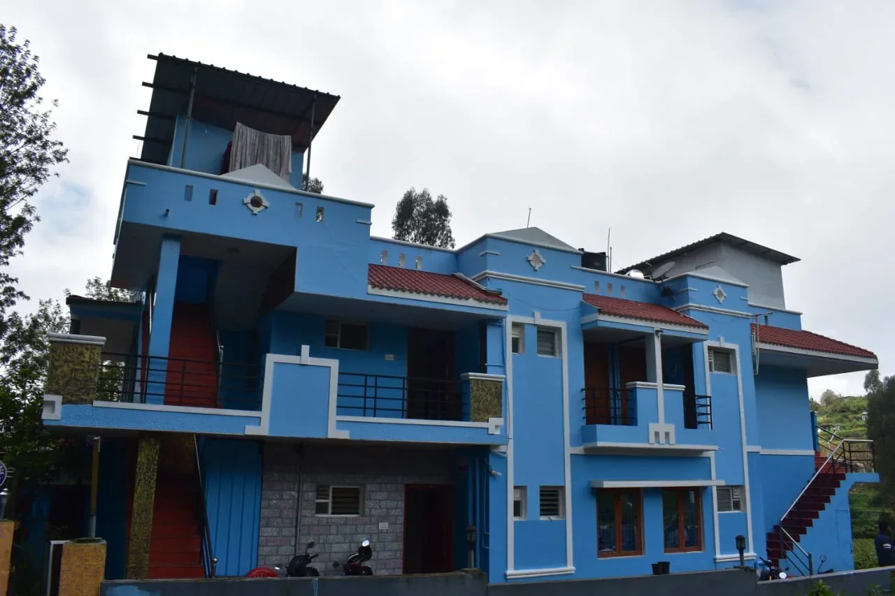Rainbow Palace Cottage-Cozy 1 BHK Near Lovedale Junction – Ooty