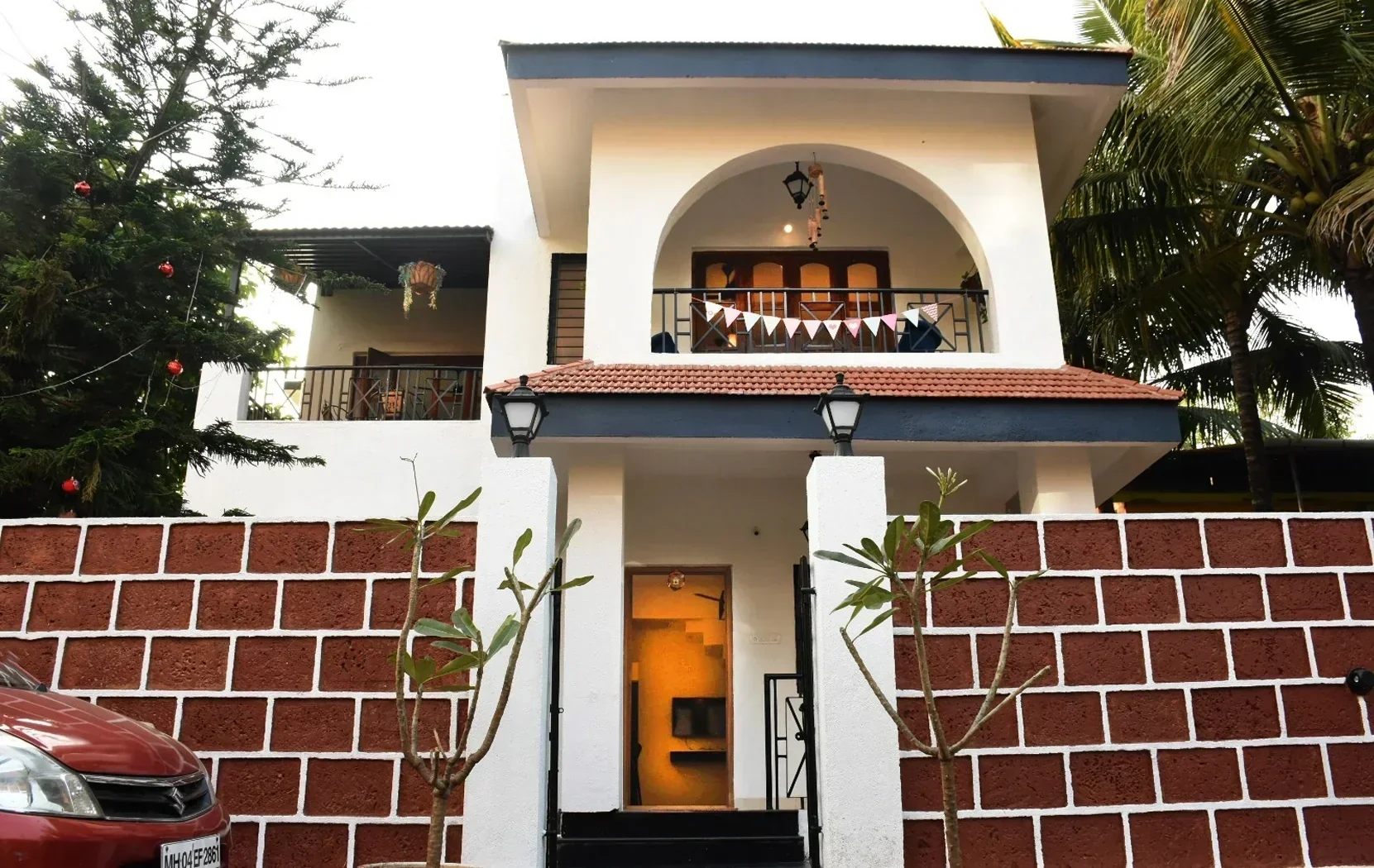 Reed Field Cottage 4BHK