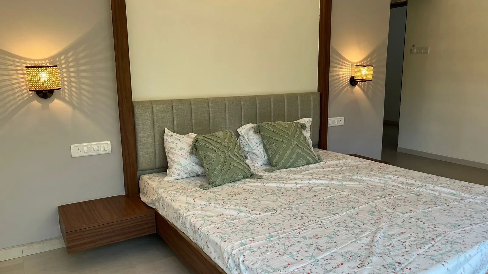 River Breeze Homestay Room 1 – Nature Retreat by the Riverside, Ratnagiri - Image 2