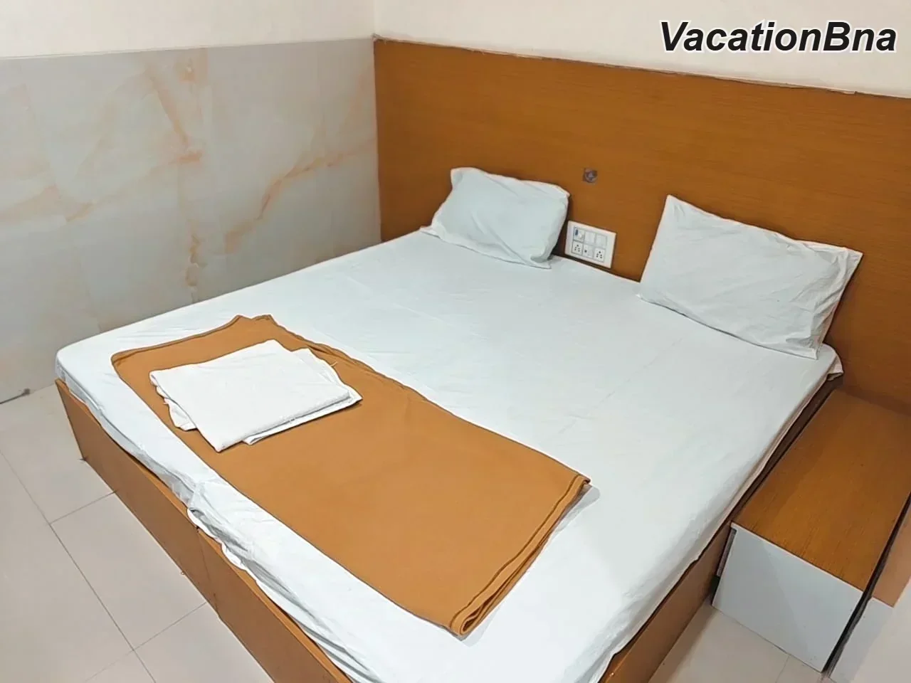 RK Hotel - Image 2