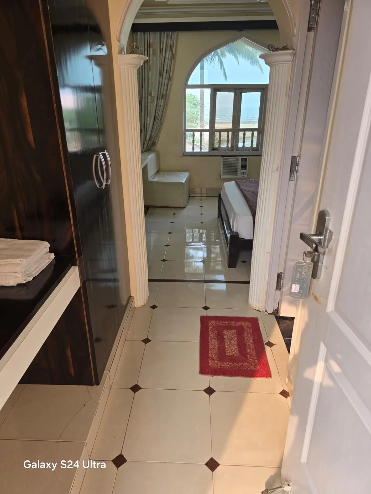 Sea shell resort Family room - Image 4