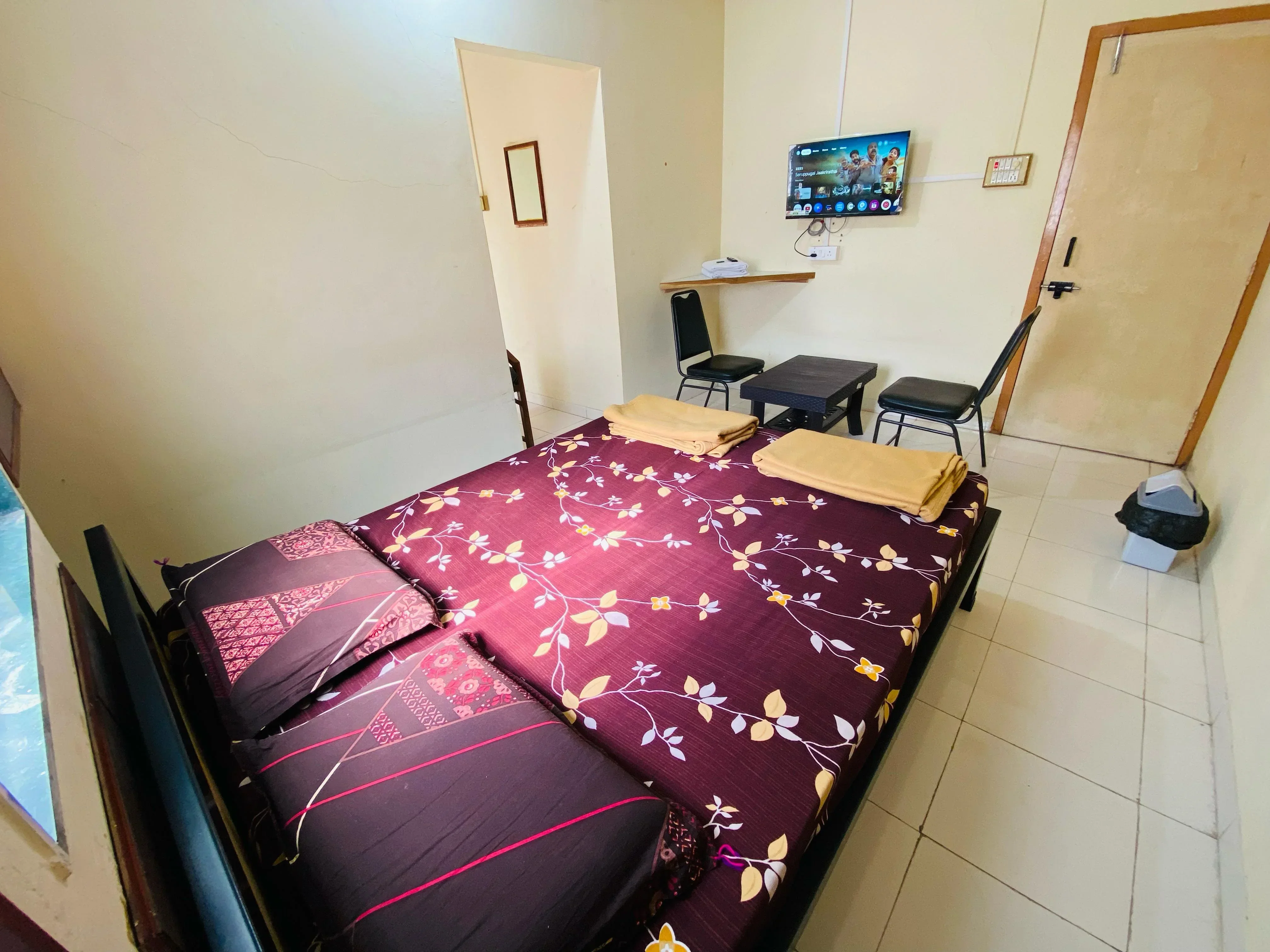 Shamanand lodging ,hotel manchar