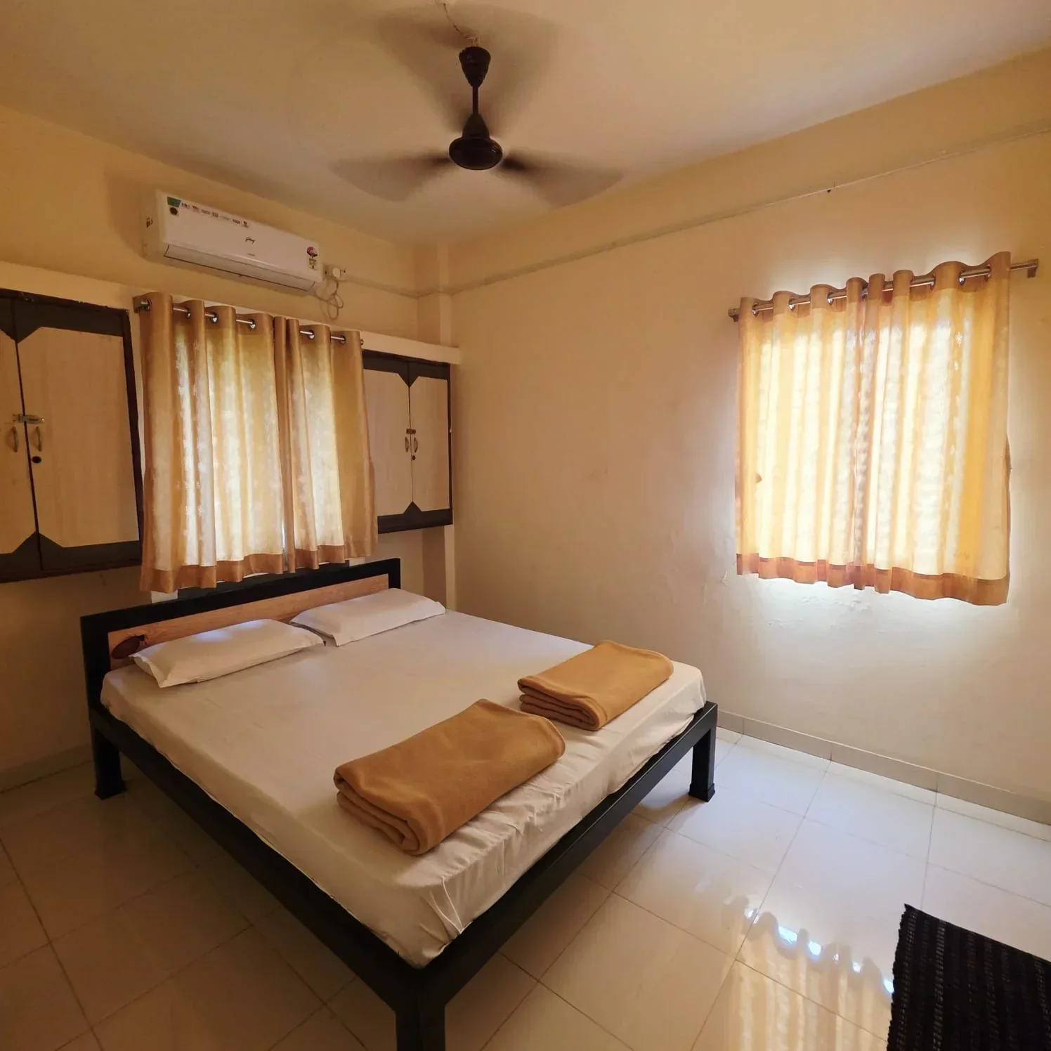 Shamanand lodging ,hotel manchar - Image 4