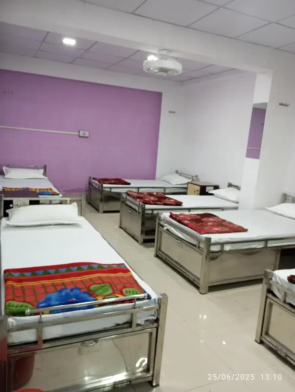 Shiv Sai dormitory for men and women - Image 5