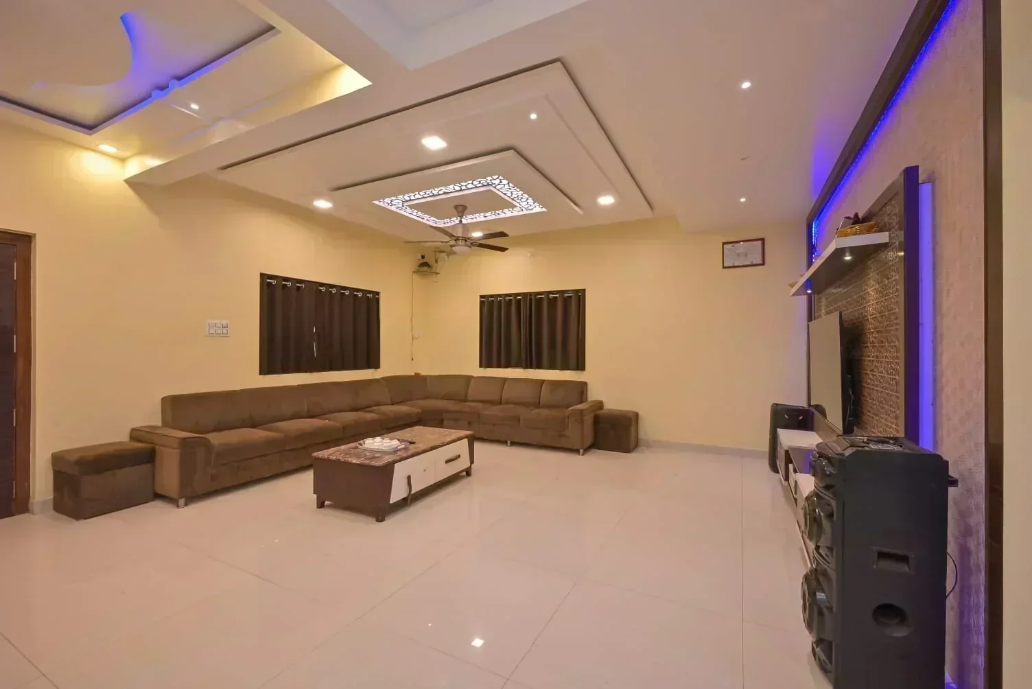 Singh Sahib Villa – A Lavish 5BHK + Big Boss House Retreat in Old Khandala - Image 3