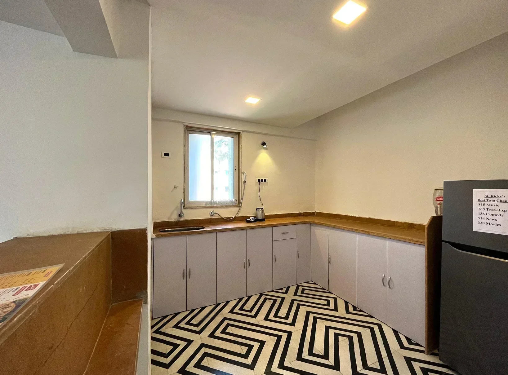 ST.Ricky 's 2BHK - Image 5