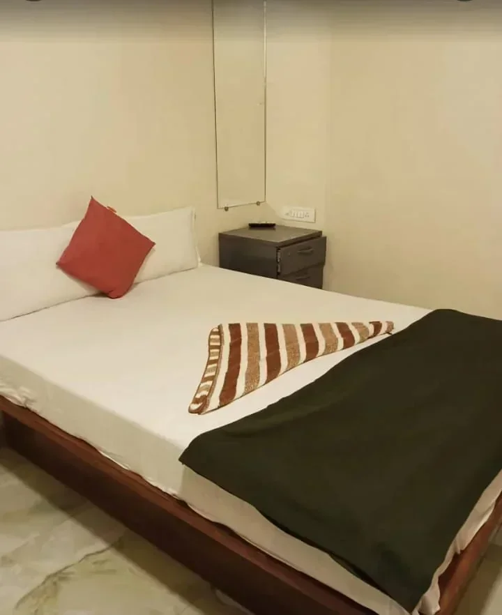 Tara Hotel - Image 4