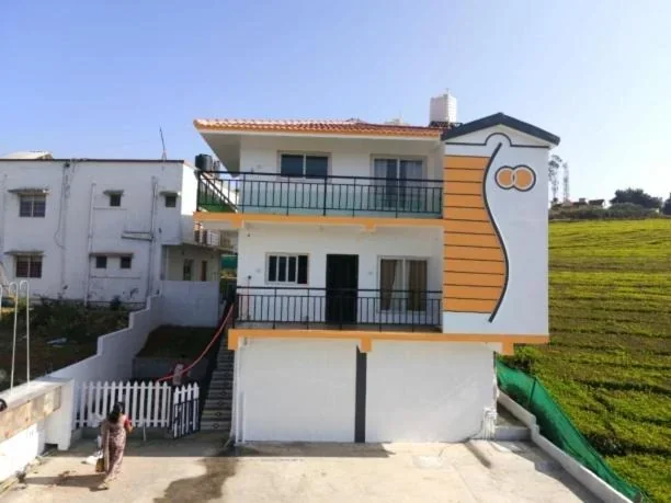 Tea Garden Stays, Ooty
