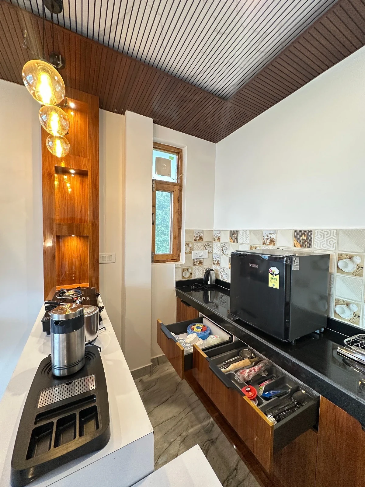 The Cedar Stone Apartments, Manali - Image 3