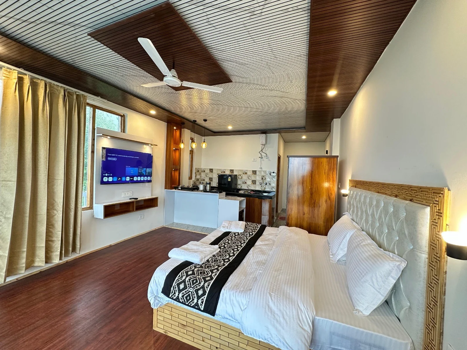 The Cedar Stone Apartments, Manali - Image 5