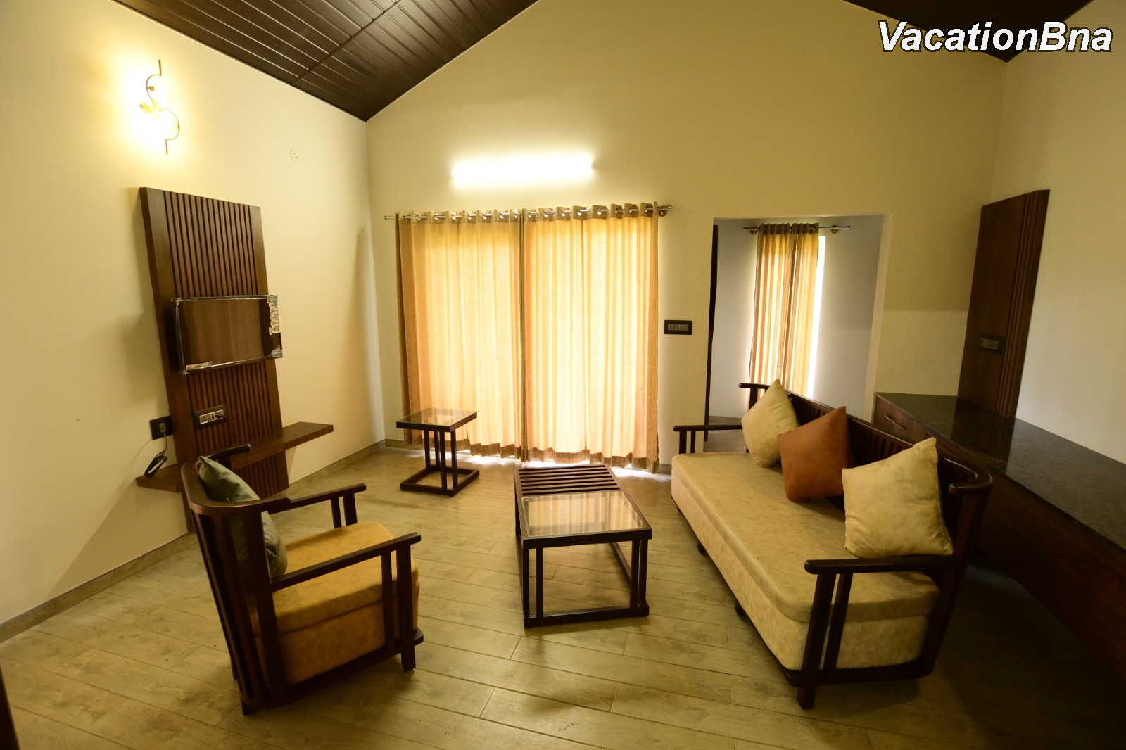 Unnathi Suites Premium Apartment - Image 4