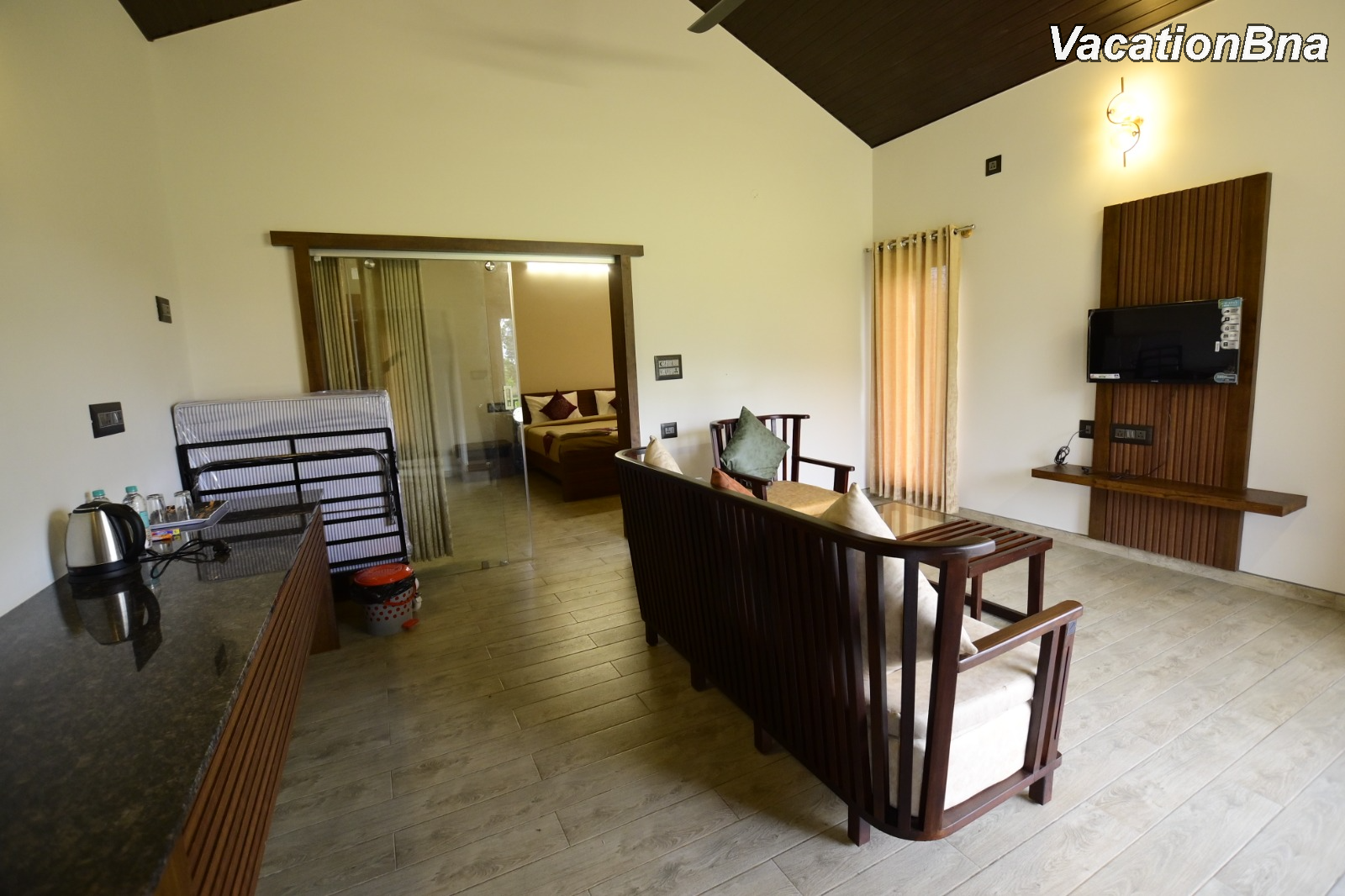 Unnathi Suites Premium Apartment - Image 3