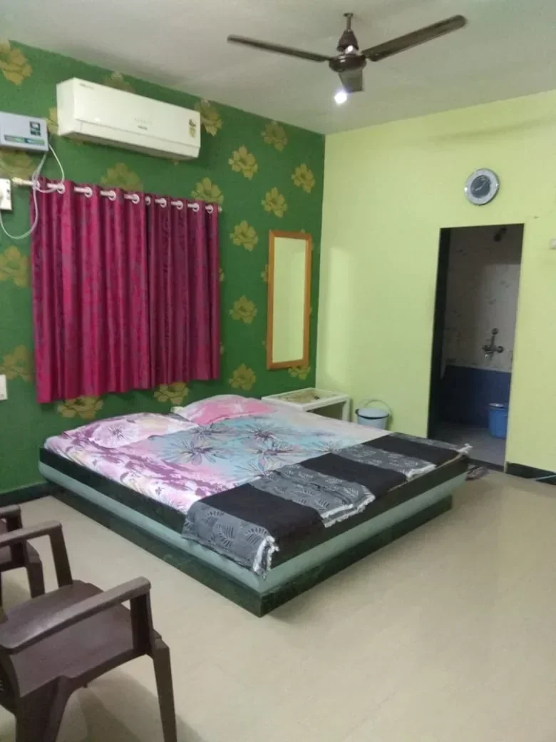Vaishnavi Home Stay Tarkarli beach Malvan - Image 3