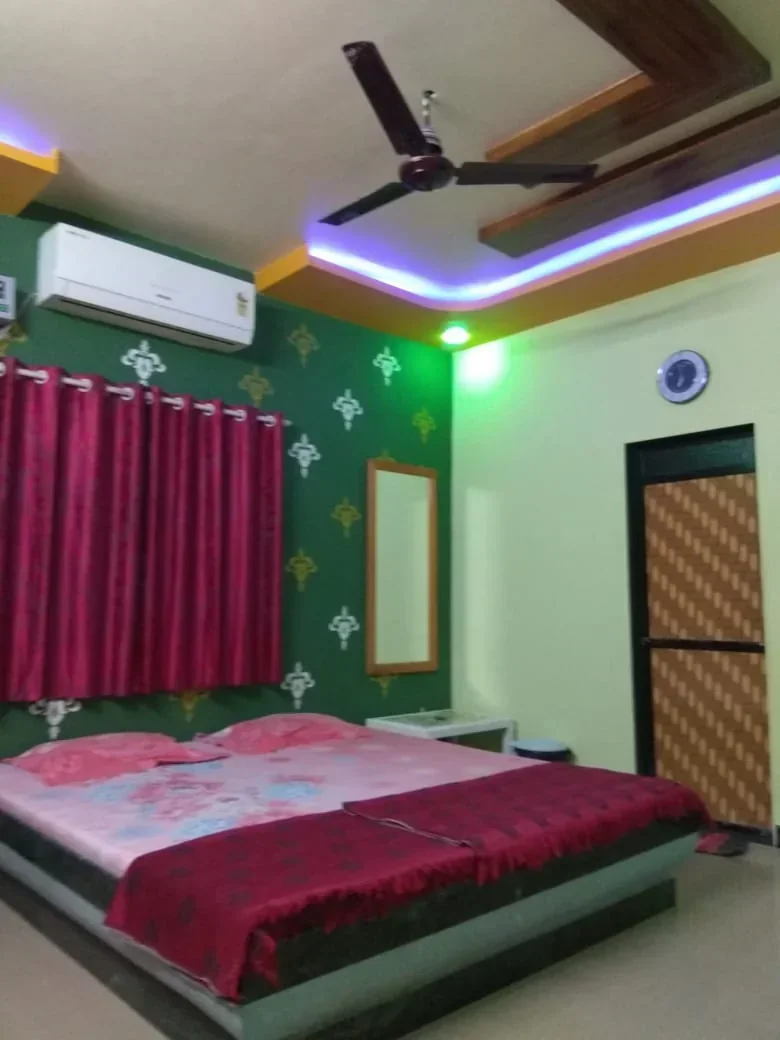 Vaishnavi Home Stay Tarkarli beach Malvan - Image 4