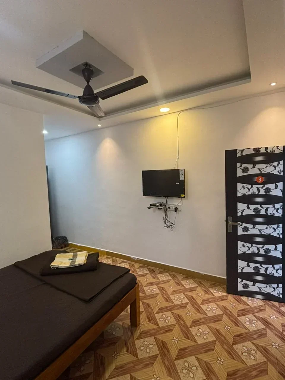 Vartak cottage - Image 5