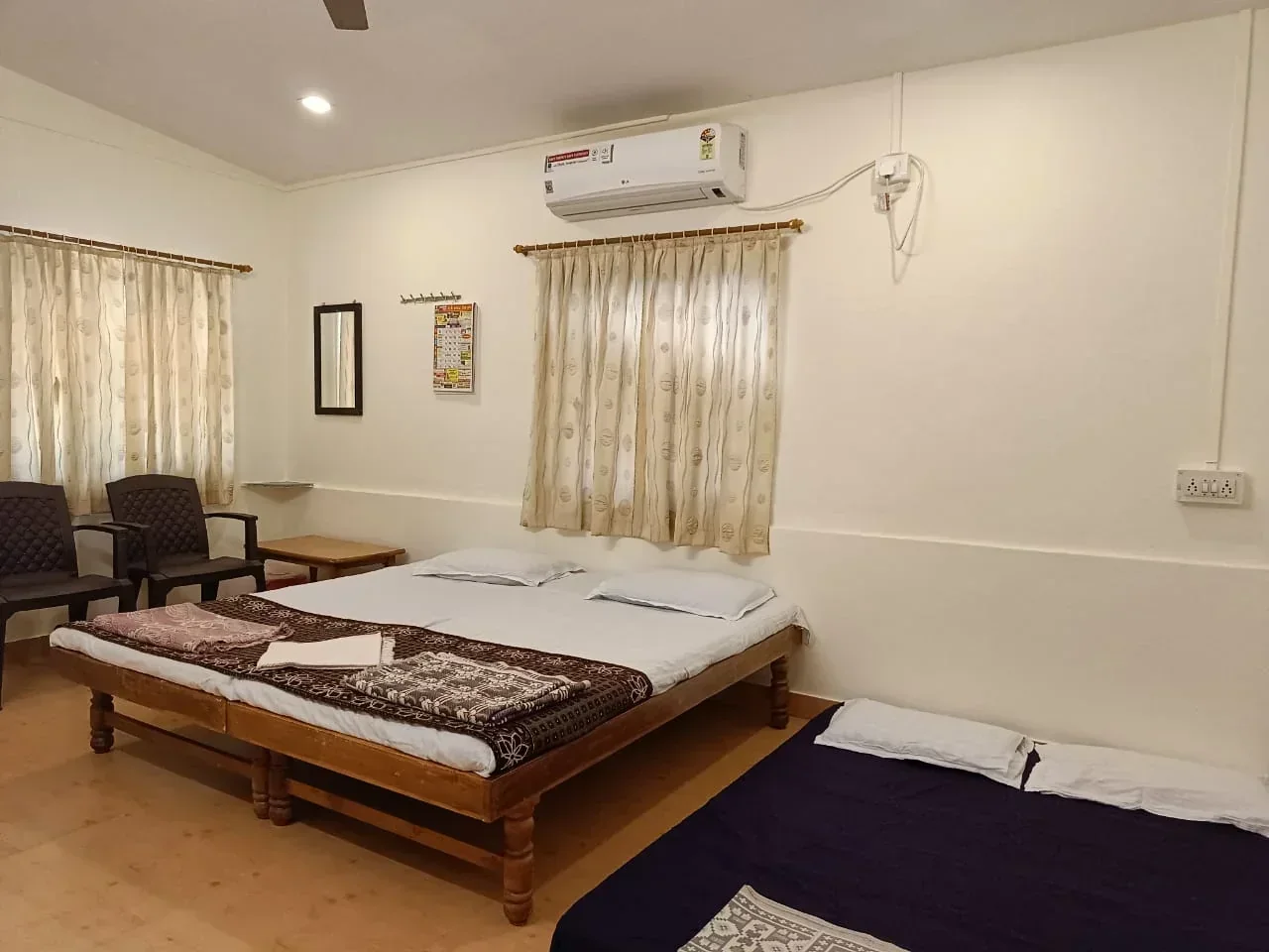 Viki Holiday Home, Ganpatipule - Image 4