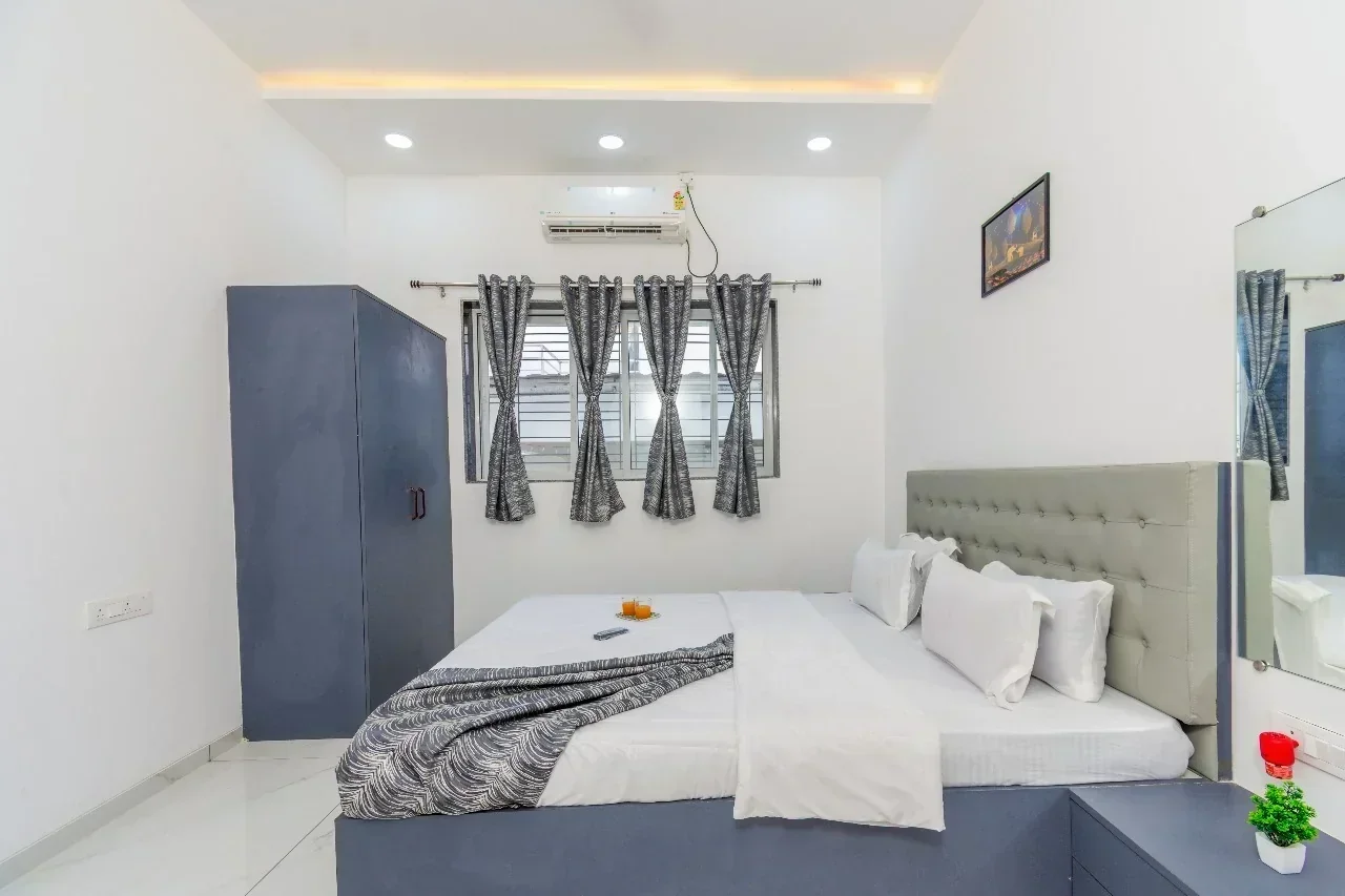 Vishwa Villa – Spacious 3BHK Private Pool Villa - Image 5