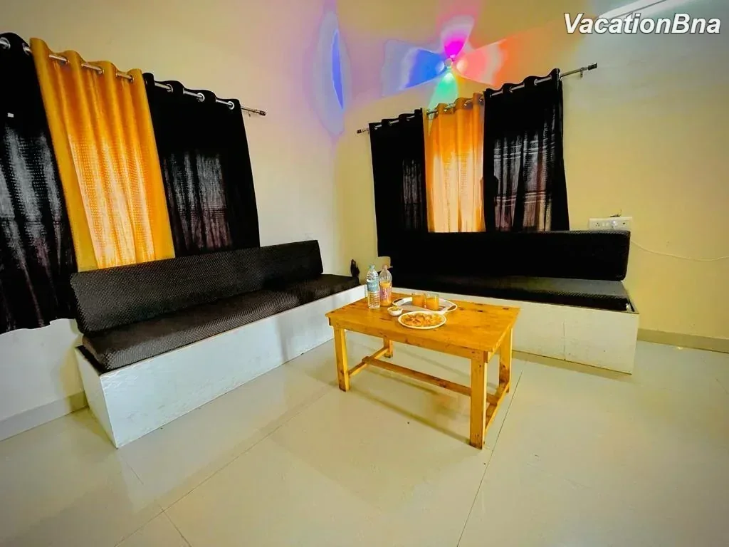 WHITE HOUSE ( LONAVALA )MALVALI - Image 3